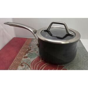 Calphalon Signature 8701 Sauce Pan With Lid 1 Qt. Made in USA